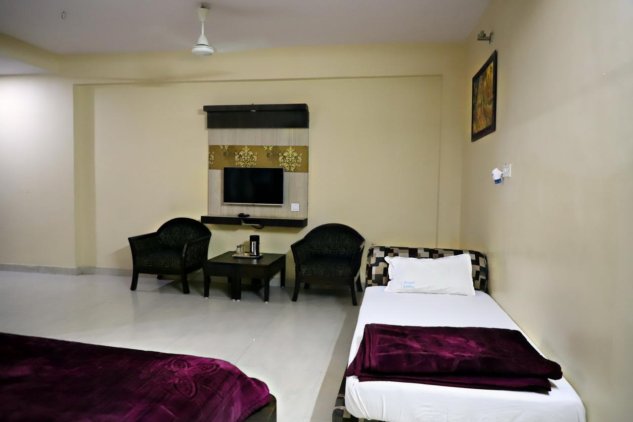 Resort Exotika Kota  Extérieur photo